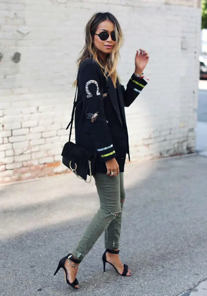 27 Photos of Amazing Ripped Jeans Outfits