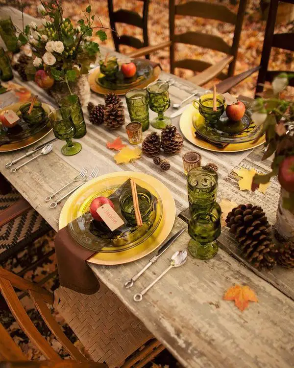 34 Lovely Fall Tablescapes