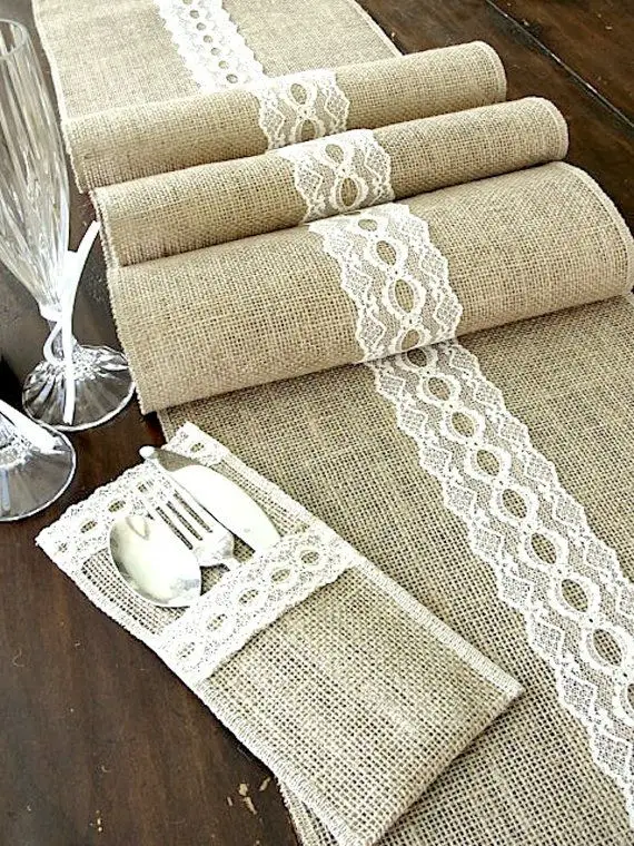 25 Burlap Placemats for Fall Tablescapes
