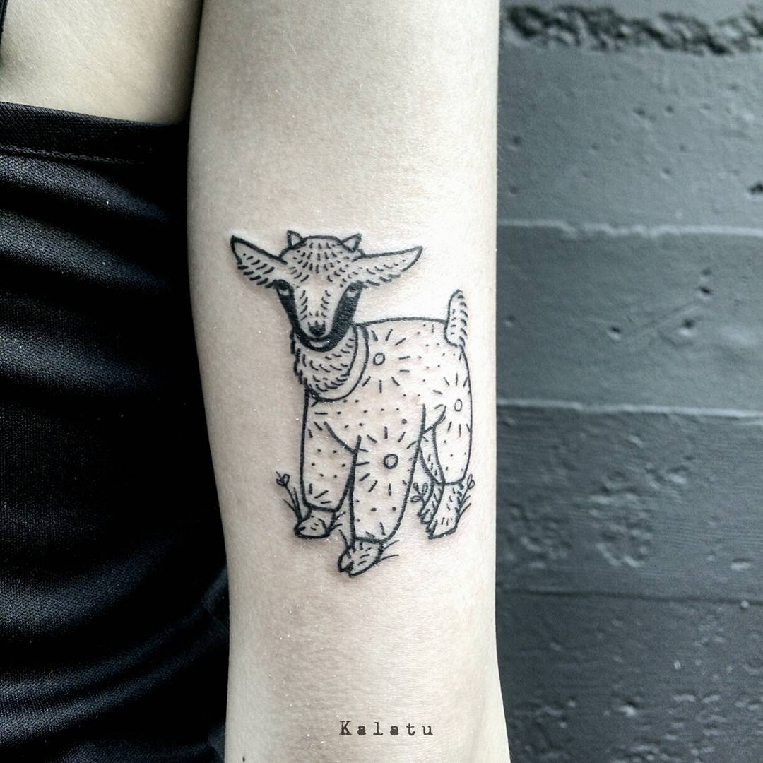 20 Glorieux designs de tatouage de chèvre et la signification du symbole