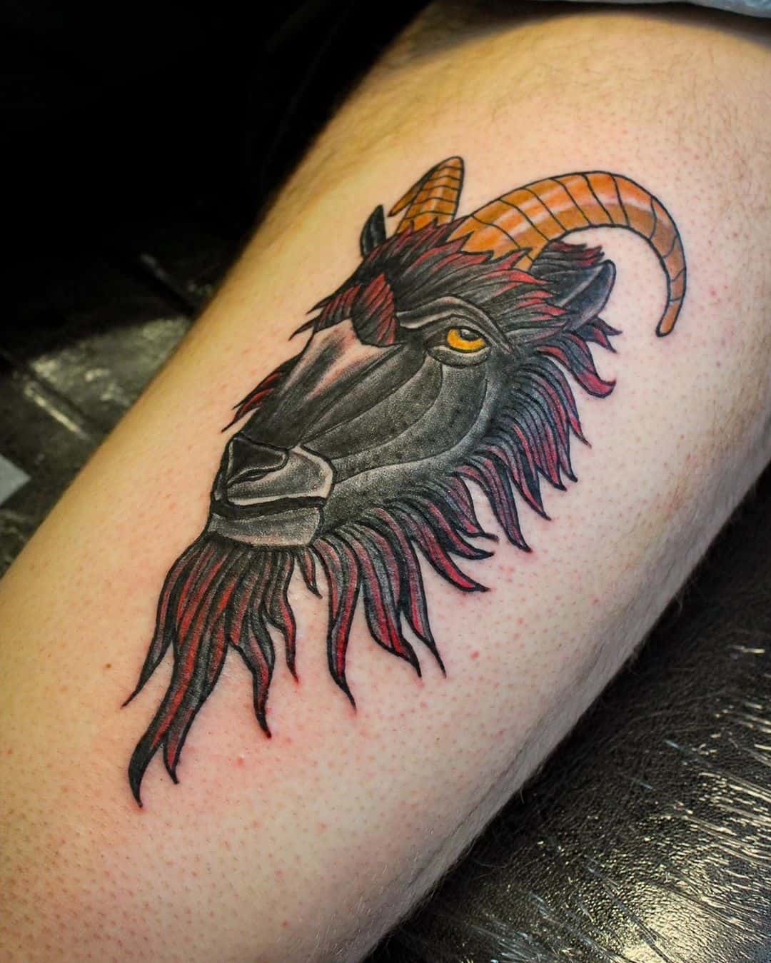 20 Glorious Goat Tattoo Designs und die Bedeutung des Symbols