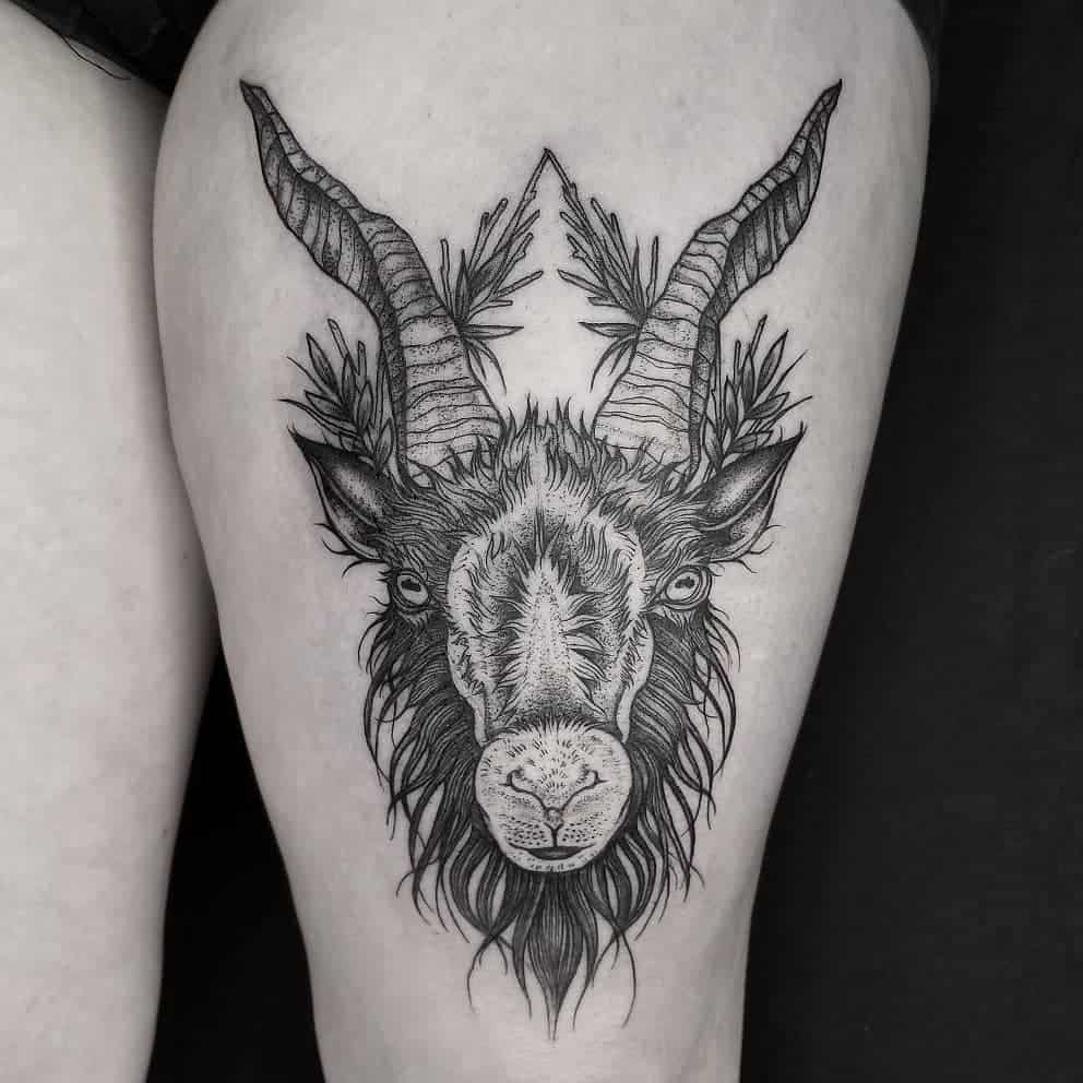 20 Desenhos Gloriosos de Tatuagem de Cabra e o Significado do Símbolo