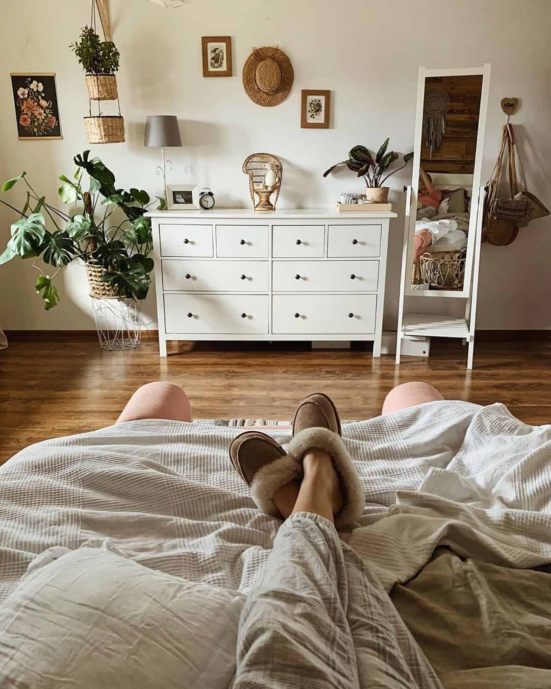 24 Budget Friendly Ikea Bedroom Design Ideas